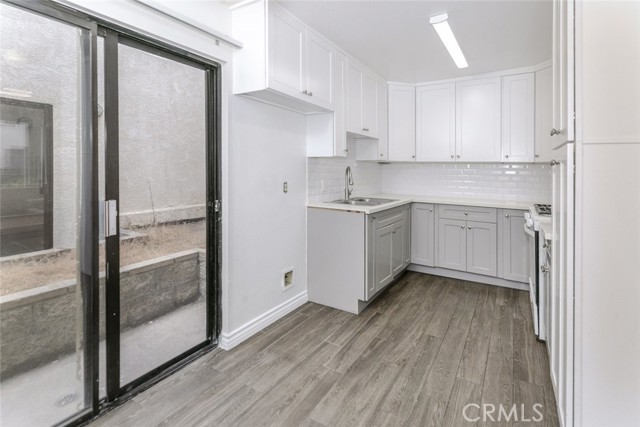 Detail Gallery Image 7 of 27 For 914 E Elk Ave #4,  Glendale,  CA 91205 - 20 Beds | 20 Baths