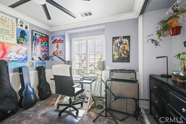 Detail Gallery Image 22 of 28 For 24081 Stone Creek Dr, Valencia,  CA 91354 - 3 Beds | 2/1 Baths