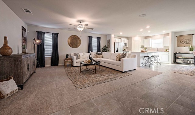 Detail Gallery Image 8 of 18 For 297 Sable St 86 Ar,  Merced,  CA 95341 - 4 Beds | 3 Baths