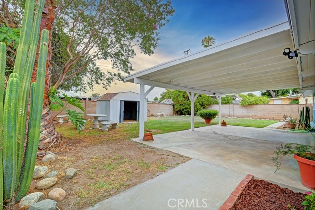 Lovely Backyard with spacious patio cover