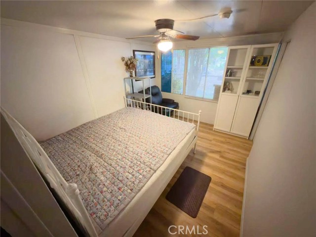 Detail Gallery Image 8 of 19 For 1998 Wright, Pomona,  CA 91766 - 3 Beds | 2 Baths