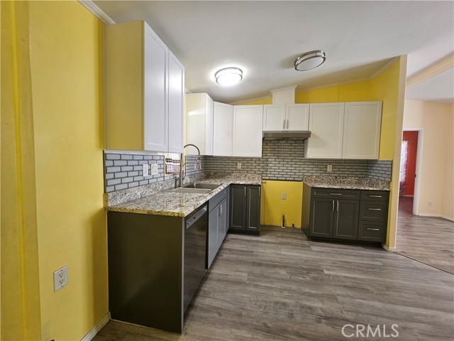 Detail Gallery Image 7 of 22 For 350 E San Jacinto Ave #71,  Perris,  CA 92571 - 3 Beds | 2 Baths
