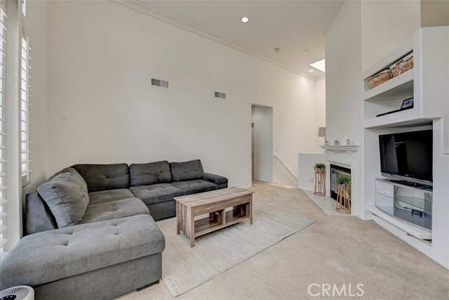 Detail Gallery Image 10 of 25 For 2643 Dietrich Dr, Tustin,  CA 92782 - 2 Beds | 2 Baths