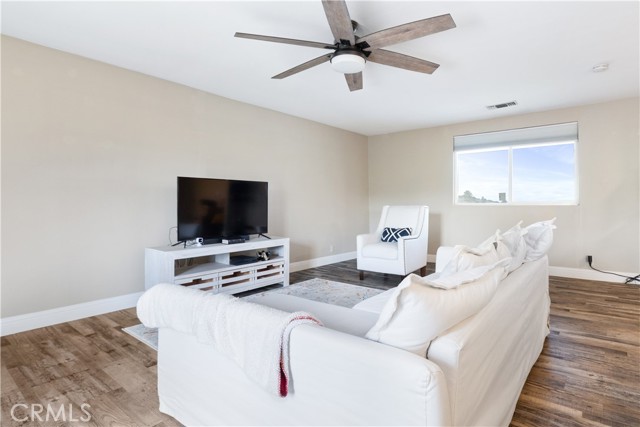 Detail Gallery Image 17 of 63 For 3505 Landmark, Paso Robles,  CA 93446 - 3 Beds | 2 Baths