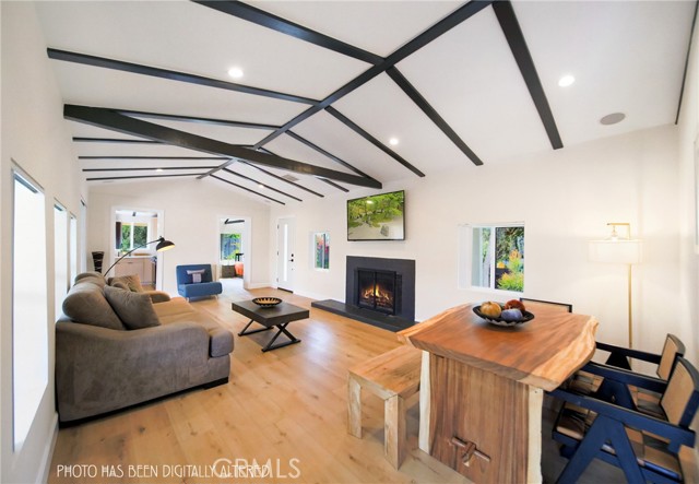 Detail Gallery Image 6 of 40 For 7867 Rim Canyon Rd, Sunland,  CA 91040 - 3 Beds | 3 Baths