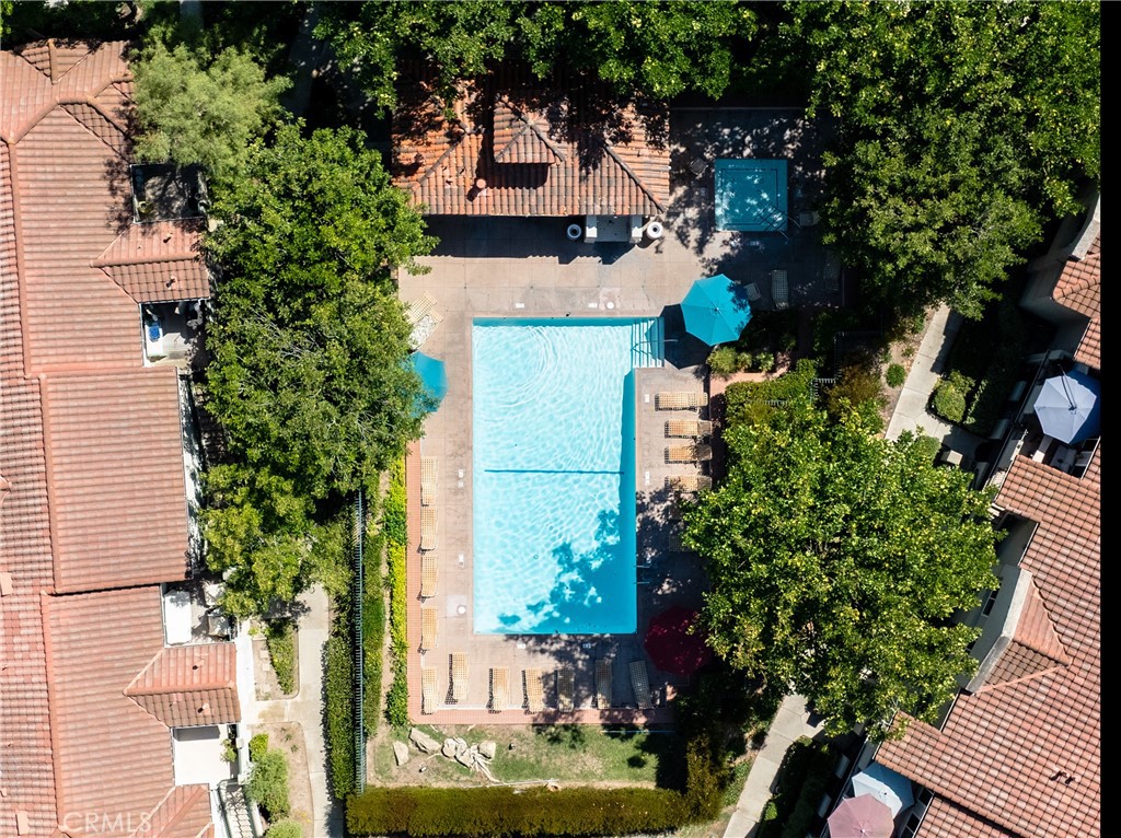 https://media.crmls.org/medias/86d5deb7-6bee-4364-bca4-c7fe1527bd6d.jpg?preset=X-Large