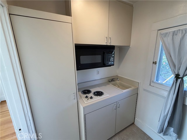 Detail Gallery Image 7 of 10 For 940 Norumbega Dr, Monrovia,  CA 91016 - 0 Beds | 1 Baths