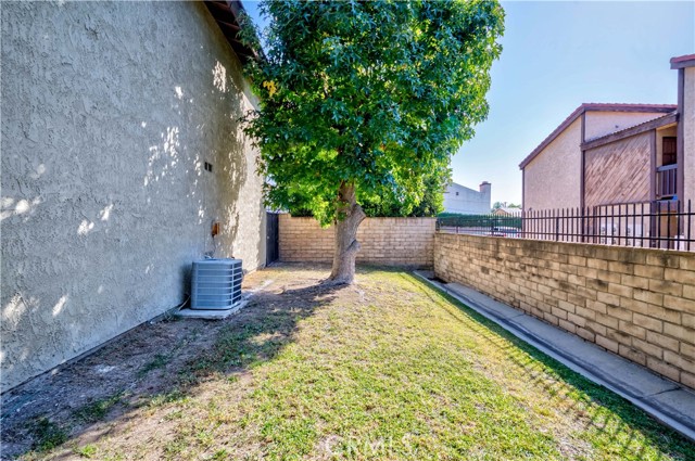 Detail Gallery Image 17 of 18 For 918 Huntington Dr #O,  Duarte,  CA 91010 - 2 Beds | 2 Baths