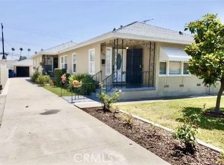 Detail Gallery Image 2 of 13 For 220 S Fremont Ave, Alhambra,  CA 91801 - 2 Beds | 1/1 Baths