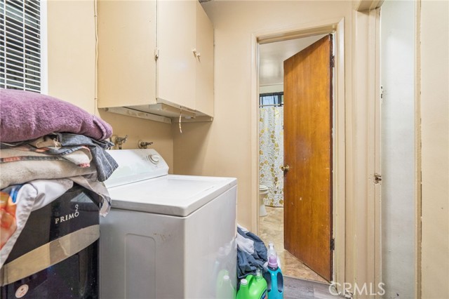 903 N Eleanor Street, Pomona CA: https://media.crmls.org/medias/86d7eca8-aeea-4559-8a7d-5aba48b5e18f.jpg