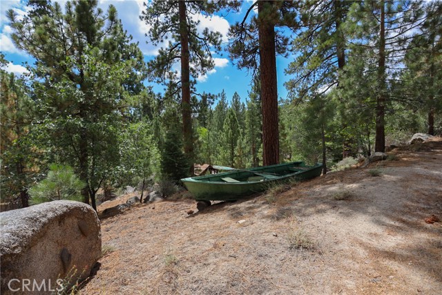 Detail Gallery Image 7 of 47 For 39342 Mohawk Dr, Fawnskin,  CA 92333 - 4 Beds | 2 Baths
