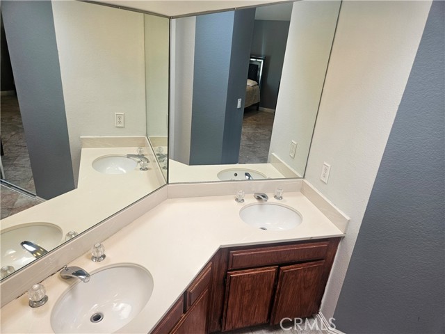 Detail Gallery Image 41 of 58 For 37323 Daybreak Street, Palmdale,  CA 93550 - 4 Beds | 3 Baths