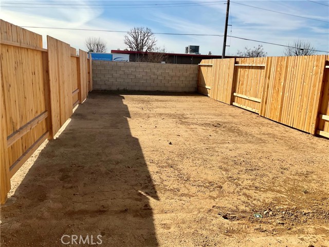 Detail Gallery Image 25 of 34 For 5103 Cohiba Ct, Bakersfield,  CA 93307 - 6 Beds | 3 Baths