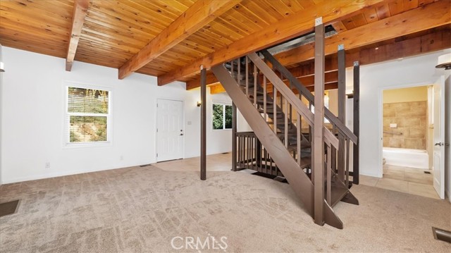 Detail Gallery Image 6 of 32 For 33283 Holcomb Creek, Green Valley Lake,  CA 92341 - 2 Beds | 2 Baths