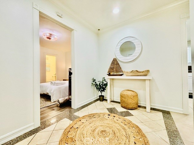 4819 RIVER Avenue, Newport Beach CA: https://media.crmls.org/medias/86da69c6-f99f-4cf4-9173-b64dd23a11db.jpg