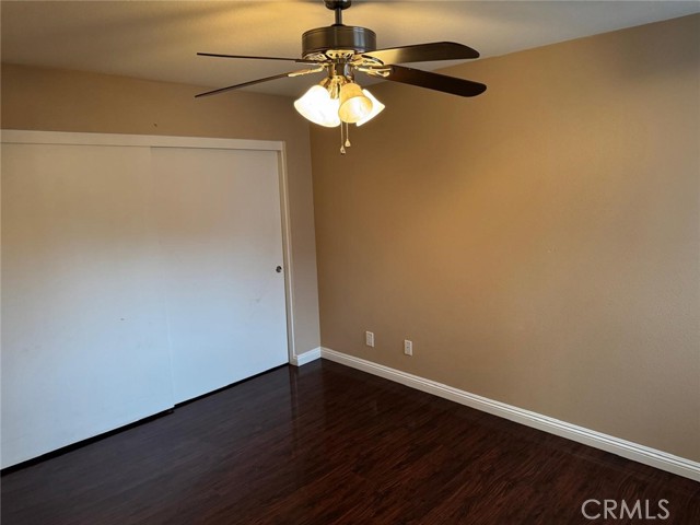 13054 Sycamore Village Dr., Norwalk CA: https://media.crmls.org/medias/86daa559-8fc0-4340-841a-e87979df8d2b.jpg
