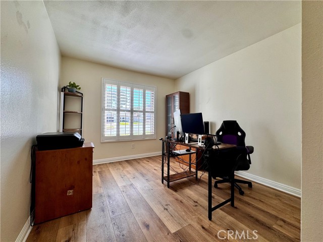 Detail Gallery Image 6 of 20 For 2442 Antelope, Corona,  CA 92882 - 4 Beds | 3 Baths