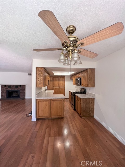 Detail Gallery Image 16 of 29 For 930 N Redding Way #D,  Upland,  CA 91768 - 3 Beds | 2/1 Baths