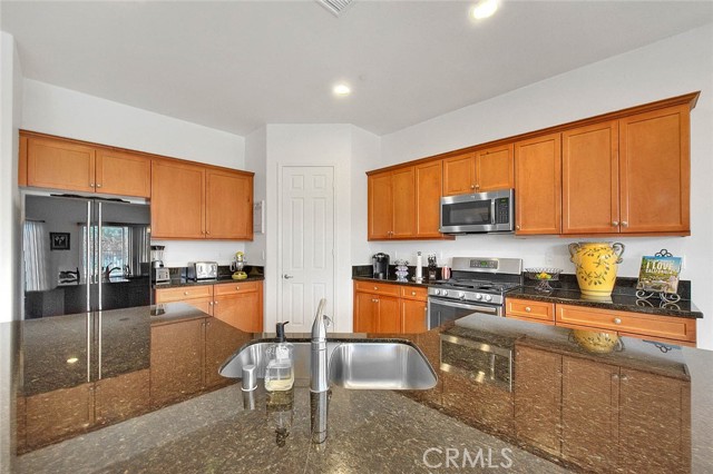 Detail Gallery Image 16 of 53 For 322 Forked Run, Beaumont,  CA 92223 - 2 Beds | 2 Baths