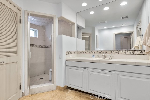 22349 Dolorosa Street, Woodland Hills CA: https://media.crmls.org/medias/86dc1fd7-e877-42d5-8153-fbd9d46baa8d.jpg