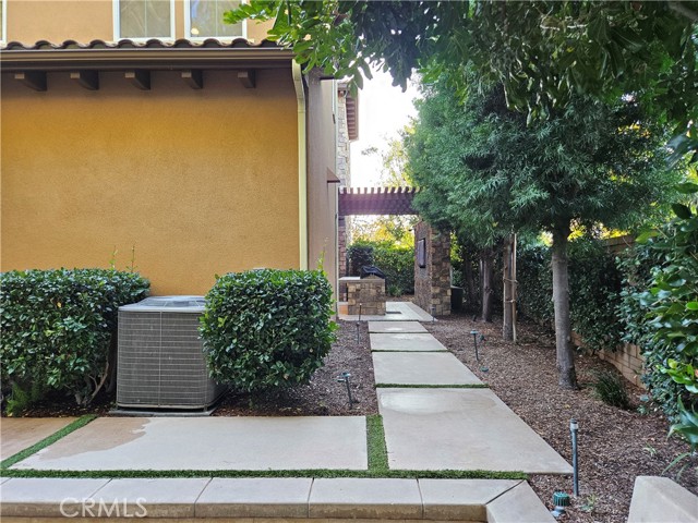 Detail Gallery Image 33 of 75 For 11 Peony, Lake Forest,  CA 92630 - 6 Beds | 4/1 Baths