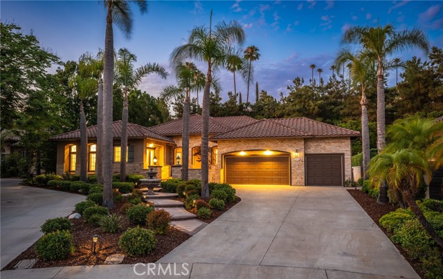 Detail Gallery Image 2 of 54 For 12160 Glines Ct, Tustin,  CA 92782 - 4 Beds | 2/1 Baths