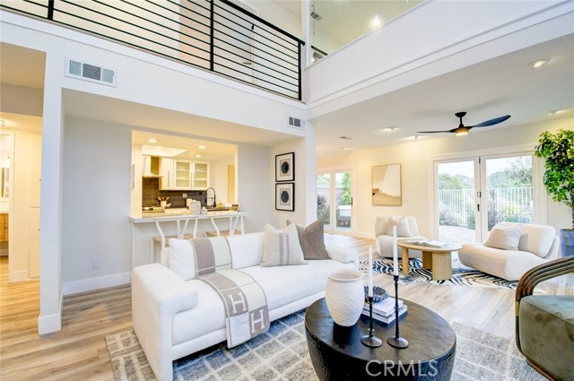 Detail Gallery Image 11 of 69 For 51 La Costa Ct, Laguna Beach,  CA 92651 - 3 Beds | 2/1 Baths