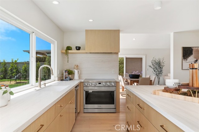 317 Calle Familia, San Clemente CA: https://media.crmls.org/medias/86de830f-2cae-47e1-ac93-33063469b353.jpg