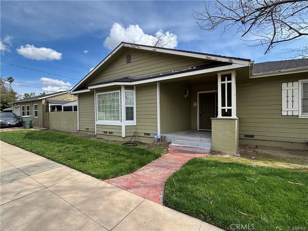 3297 N Pershing