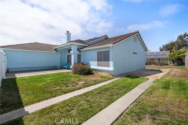 Detail Gallery Image 4 of 21 For 5095 Pacific Dunes Cir, Guadalupe,  CA 93434 - 3 Beds | 2 Baths