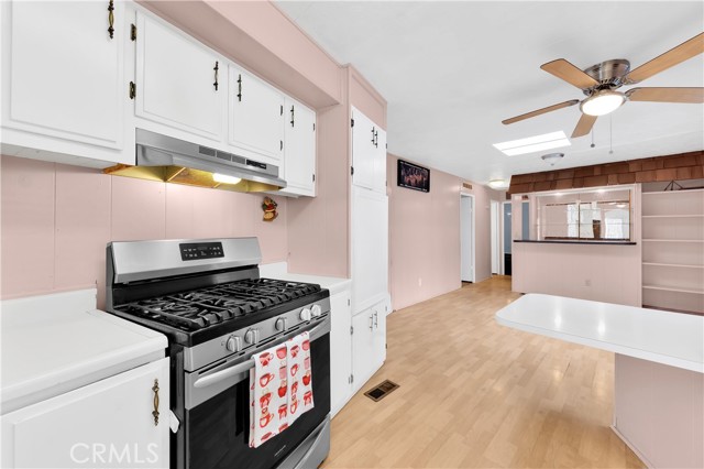 Detail Gallery Image 17 of 34 For 1550 San Vicente, Hemet,  CA 92543 - 2 Beds | 2 Baths