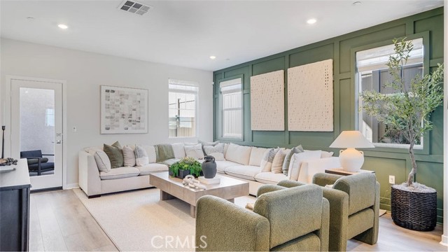 Detail Gallery Image 6 of 23 For 1721 Eagle Rd, Rialto,  CA 92376 - 4 Beds | 3 Baths