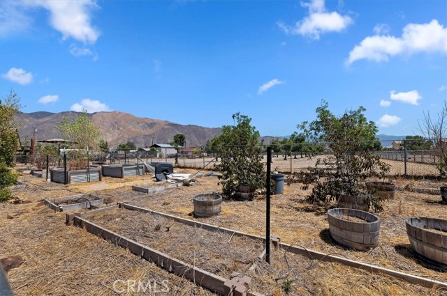22545 Alessandro Avenue, San Jacinto CA: https://media.crmls.org/medias/86e14a31-5dc1-47f4-8f29-1244a8a64f79.jpg