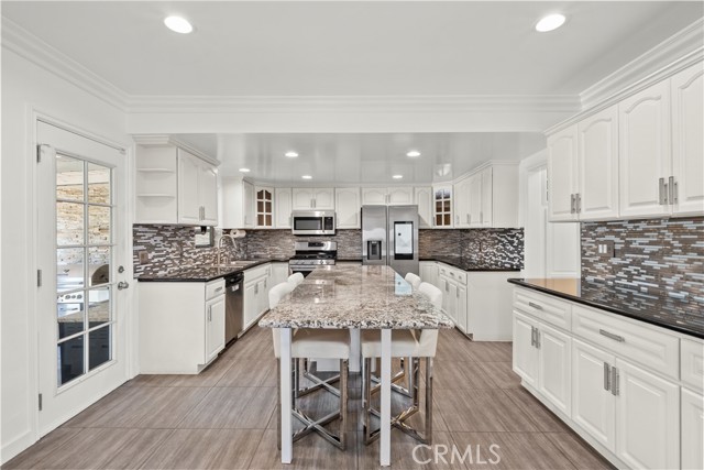 4919 Dunsmore Avenue, La Crescenta CA: https://media.crmls.org/medias/86e1e650-9c34-42cf-a1a1-b9c67a49ade3.jpg