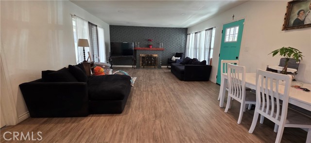 Detail Gallery Image 5 of 6 For 6821 Elmwood, San Bernardino,  CA 92404 - 3 Beds | 2 Baths