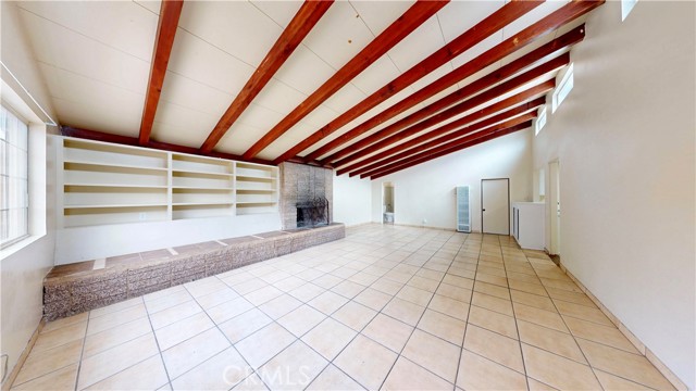 16631 Joshua Street, Victorville CA: https://media.crmls.org/medias/86e2d000-ebb6-4276-a810-4ee17e783ab9.jpg