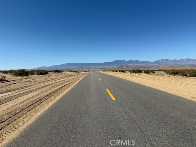 240 E Avenue N, Lancaster CA: https://media.crmls.org/medias/86e349ef-7a76-4326-b9e0-373c0091bcad.jpg