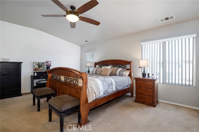 Detail Gallery Image 21 of 38 For 44232 Sunmist Ct, Lancaster,  CA 93535 - 5 Beds | 2/1 Baths