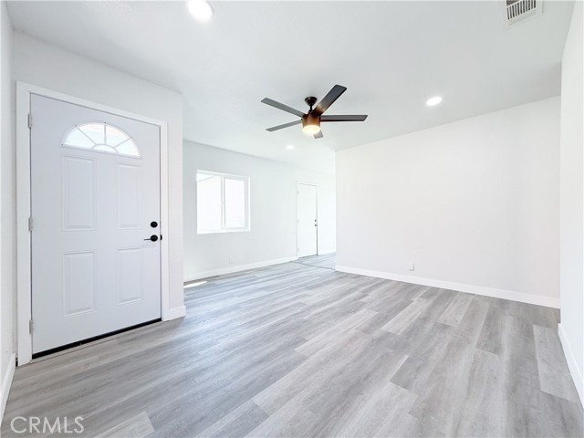 2109 E 113th Street, Los Angeles CA: https://media.crmls.org/medias/86e35f00-ea7d-4cfa-a260-695bc905ac03.jpg