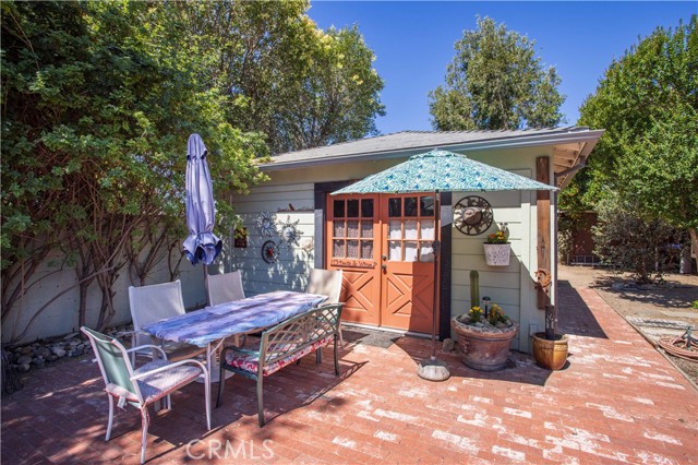 10321 Owensmouth Avenue, Chatsworth CA: https://media.crmls.org/medias/86e426dd-a9ad-459d-8063-1f7bca664eb8.jpg