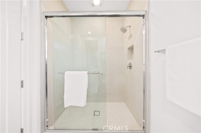 Detail Gallery Image 9 of 74 For 113 Imagination Trail, Irvine,  CA 92620 - 4 Beds | 3/1 Baths