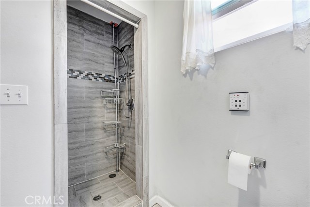 Detail Gallery Image 19 of 35 For 5025 4th Ave, Leimert Park,  CA 90043 - – Beds | – Baths