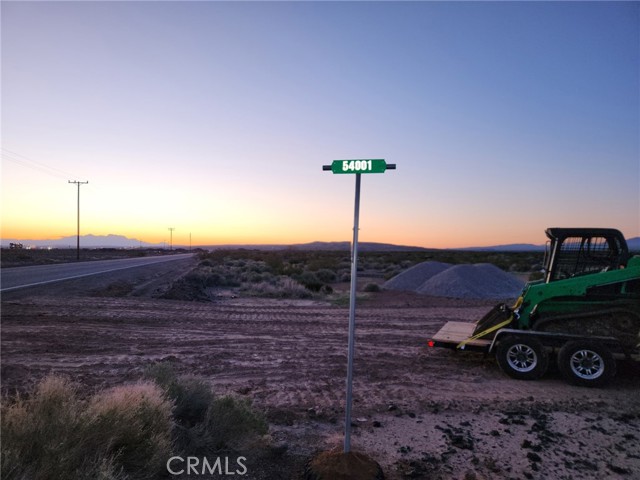 Detail Gallery Image 2 of 10 For 54001 Nation Trails Highway, Newberry Springs,  CA 92365 - – Beds | – Baths