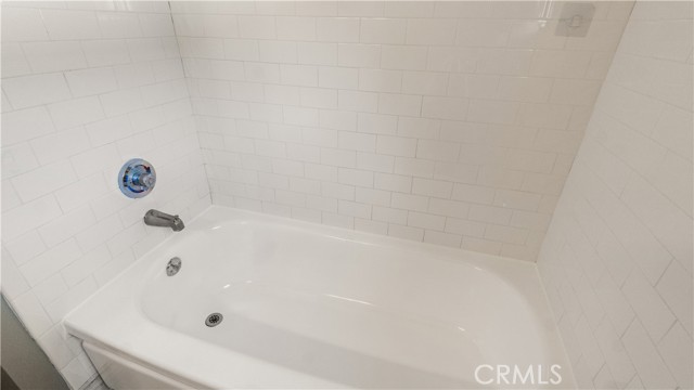 Detail Gallery Image 25 of 28 For 14903 S Normandie Ave #117,  Gardena,  CA 90247 - 2 Beds | 1/1 Baths