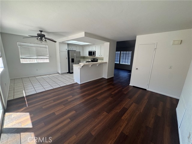 Detail Gallery Image 9 of 38 For 10165 W Glendon Cir, Santee,  CA 92071 - 3 Beds | 2 Baths