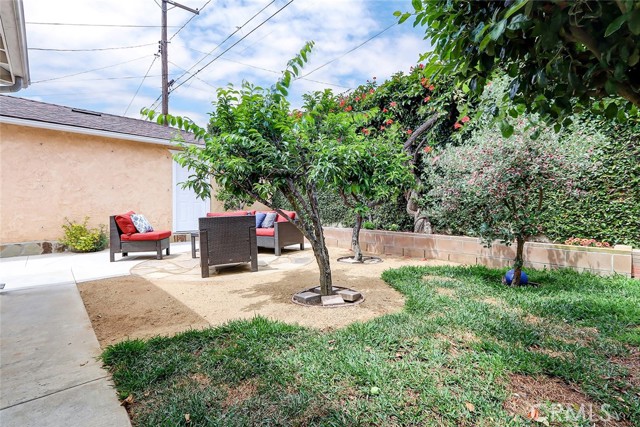 2906 Perkins Lane, Redondo Beach, California 90278, 4 Bedrooms Bedrooms, ,2 BathroomsBathrooms,Residential,Sold,Perkins,SB23084856