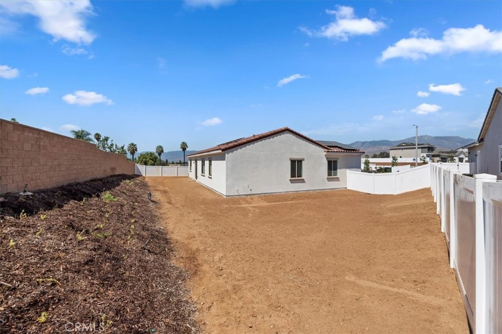 MLS #OC25093156 image #21