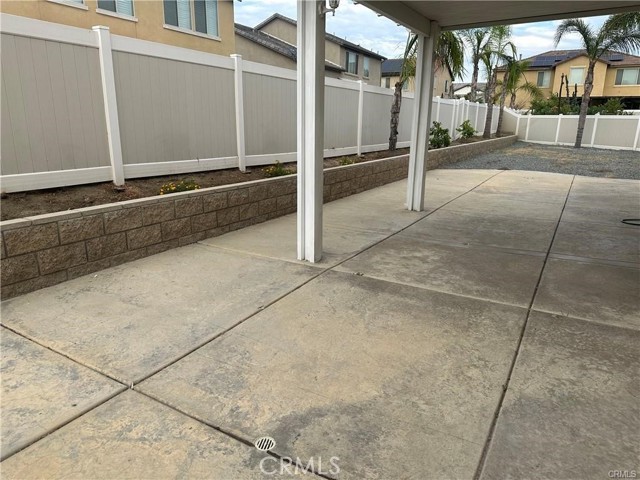 13165 Samilin Circle, Eastvale CA: https://media.crmls.org/medias/86ea2ae2-46c4-4cbf-a3de-3b16e84ee64c.jpg