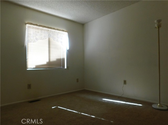 Detail Gallery Image 15 of 23 For 14323 Winchester, Mojave,  CA 93501 - 3 Beds | 2 Baths