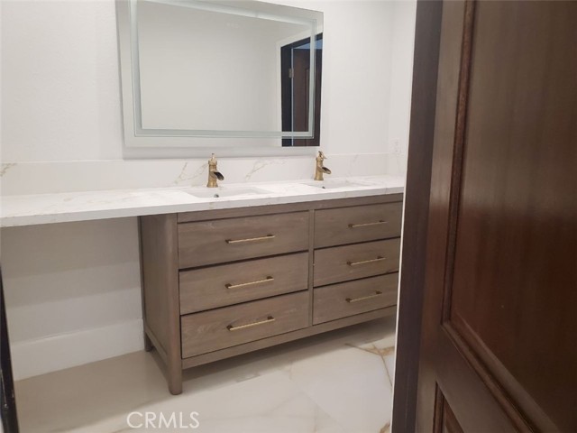 Detail Gallery Image 17 of 38 For 1563 Wynnefield Ave, Westlake Village,  CA 91362 - 5 Beds | 4/1 Baths